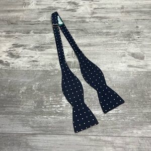 Beau Ties Ltd of Vermont Navy w/ White Polka Dot Silk Bowtie Bow Tie